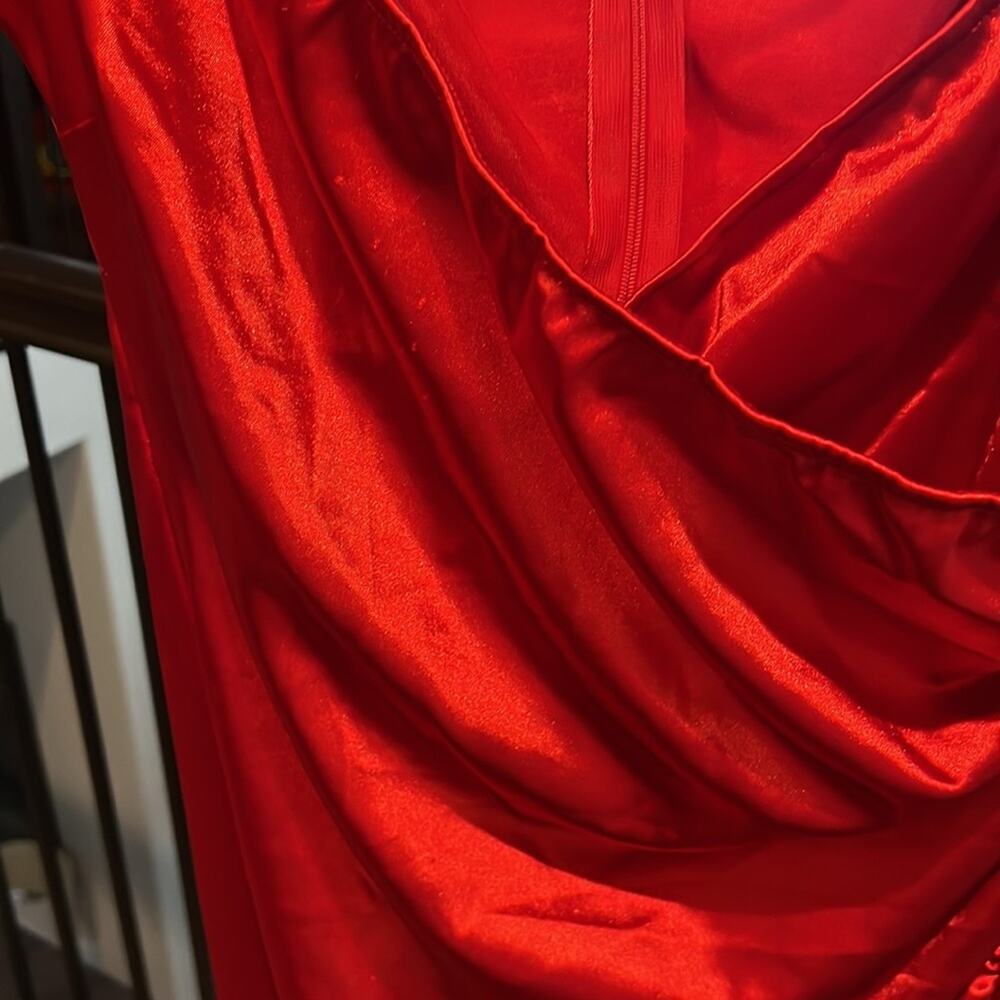 Red Gown EUC Sz XL perfect for Halloween Jessica rabbit red cosplay ball gala - Picture 3 of 6